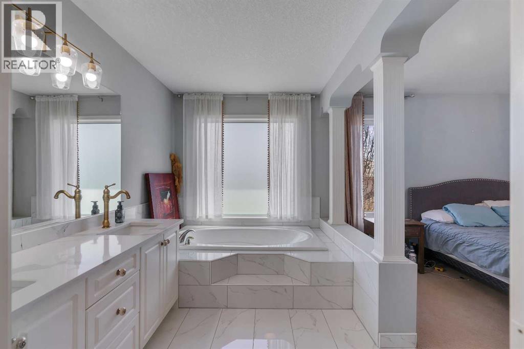 37 Mt Yamnuska Place Se, Calgary, Alberta  T2Z 2Z6 - Photo 30 - A2306133