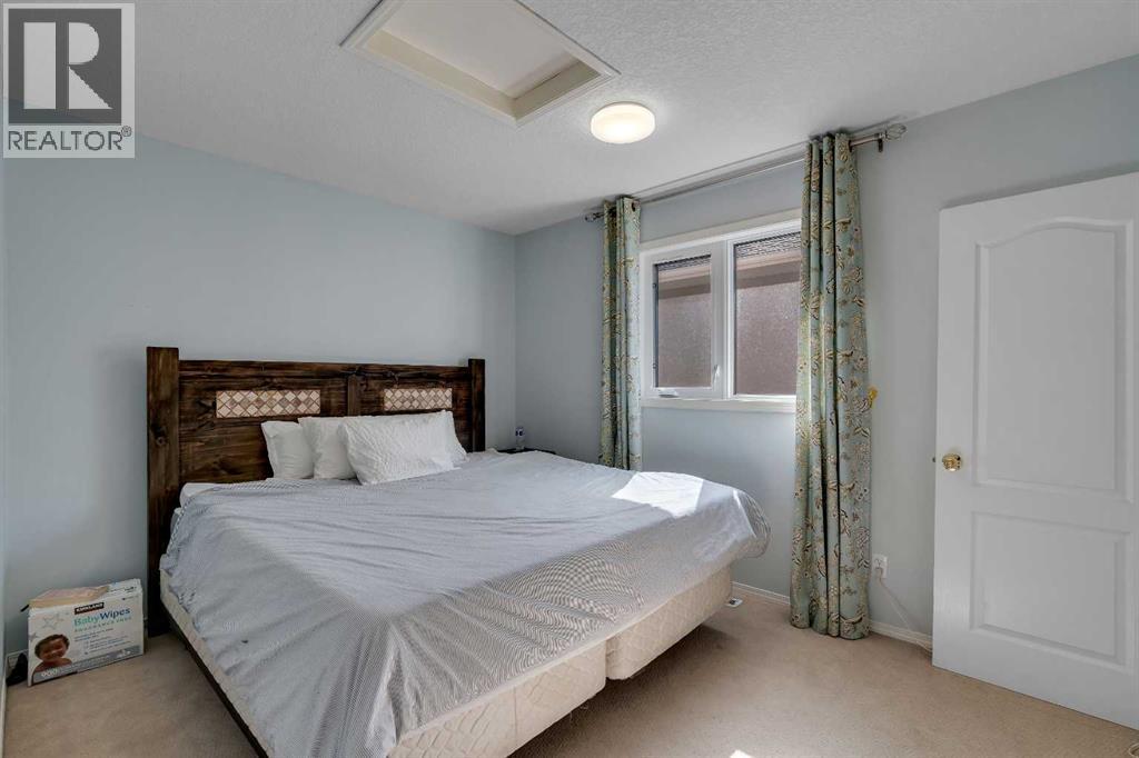 37 Mt Yamnuska Place Se, Calgary, Alberta  T2Z 2Z6 - Photo 35 - A2306133