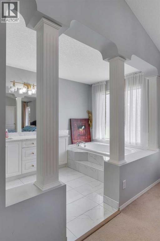 37 Mt Yamnuska Place Se, Calgary, Alberta  T2Z 2Z6 - Photo 31 - A2306133