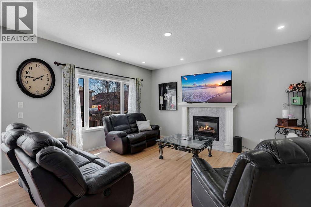 37 Mt Yamnuska Place Se, Calgary, Alberta  T2Z 2Z6 - Photo 17 - A2306133