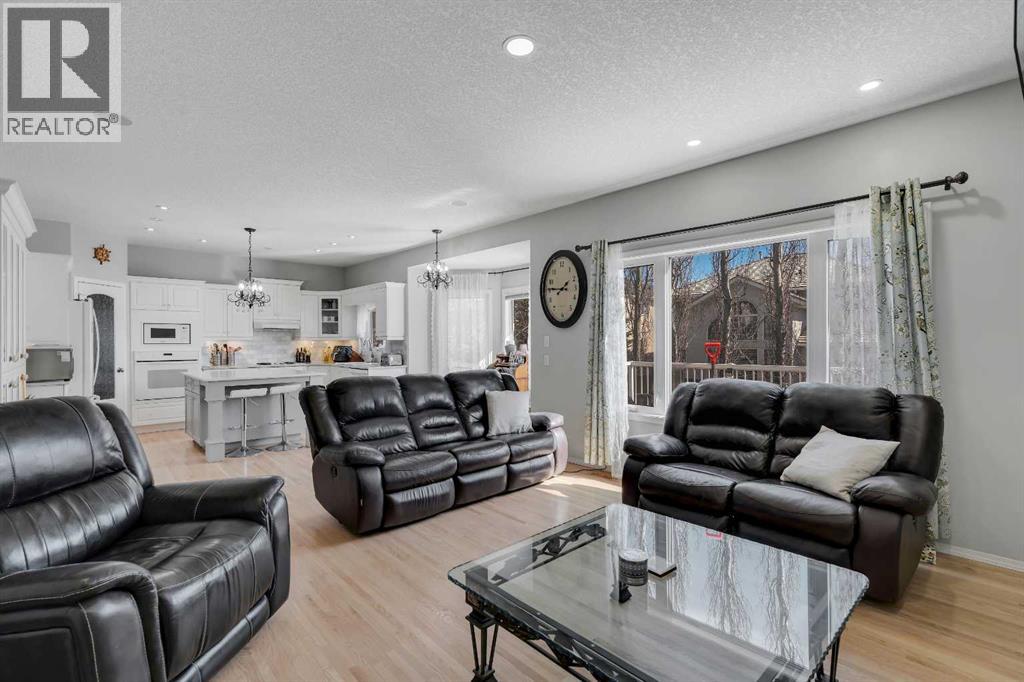 37 Mt Yamnuska Place Se, Calgary, Alberta  T2Z 2Z6 - Photo 20 - A2306133