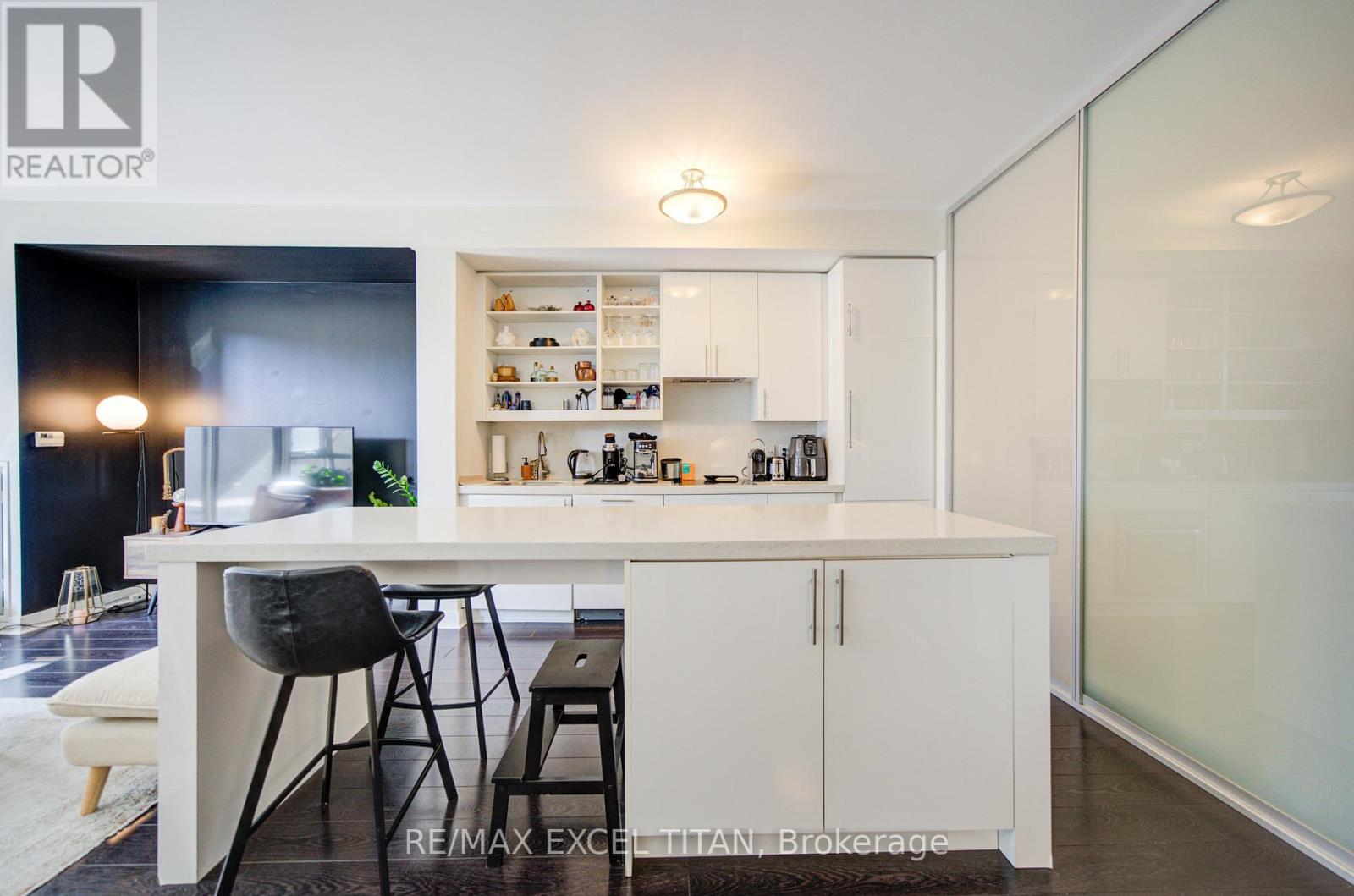 417 - 156 Portland Street, Toronto, Ontario  M5V 0G1 - Photo 12 - C13079052