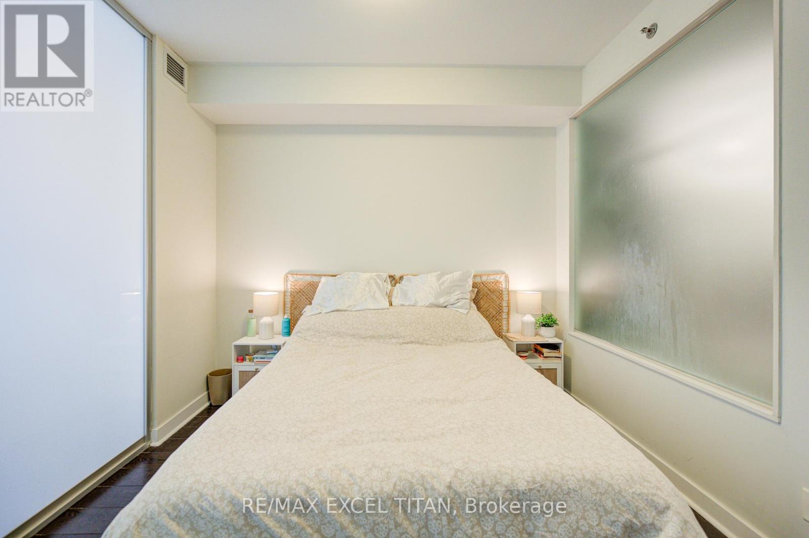 417 - 156 Portland Street, Toronto, Ontario  M5V 0G1 - Photo 26 - C13079052