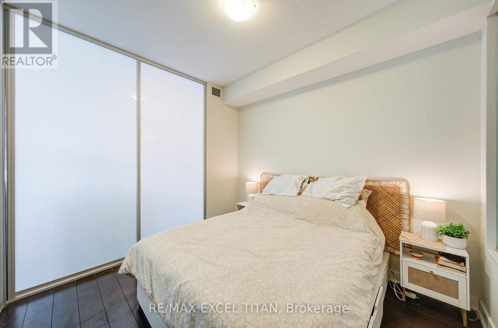 417 - 156 Portland Street, Toronto, Ontario  M5V 0G1 - Photo 27 - C13079052