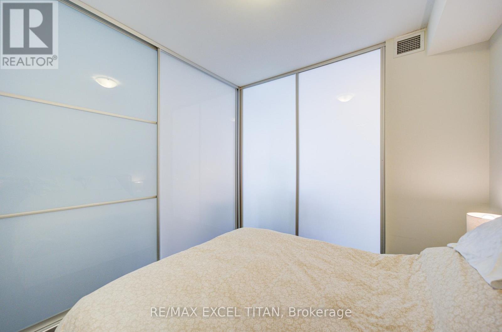 417 - 156 Portland Street, Toronto, Ontario  M5V 0G1 - Photo 28 - C13079052