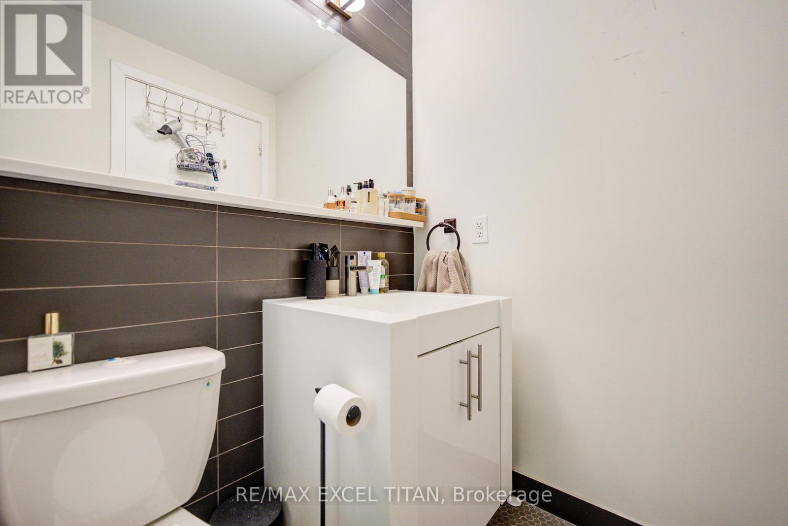 417 - 156 Portland Street, Toronto, Ontario  M5V 0G1 - Photo 30 - C13079052