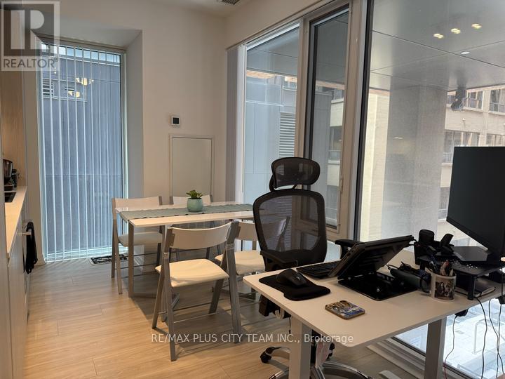 503 - 8 Widmer Street, Toronto, Ontario  M5V 0W6 - Photo 7 - C13079106