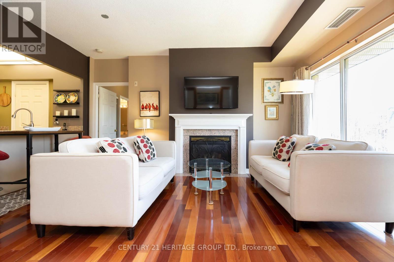 405 - 211 Randolph Road, Toronto, Ontario  M4G 4H1 - Photo 5 - C13079180