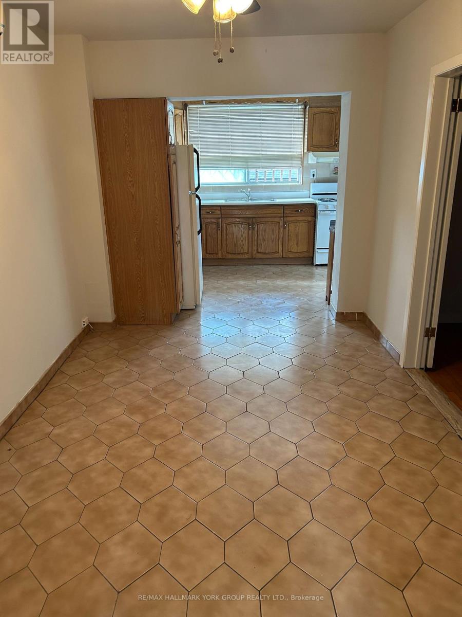Main Fl - 472 Winona Drive, Toronto, Ontario  M6C 3T7 - Photo 2 - C13079200