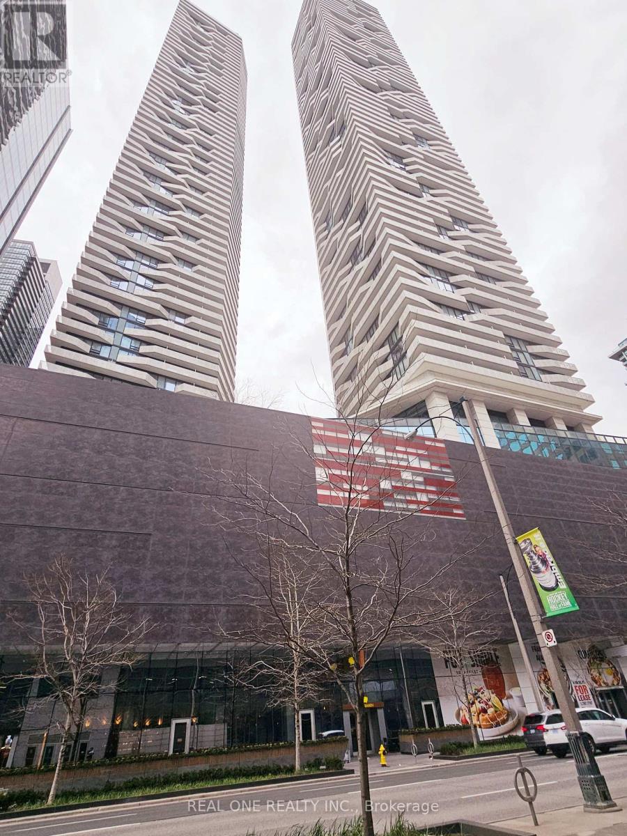 2108 - 88 HARBOUR STREET, Toronto, Ontario