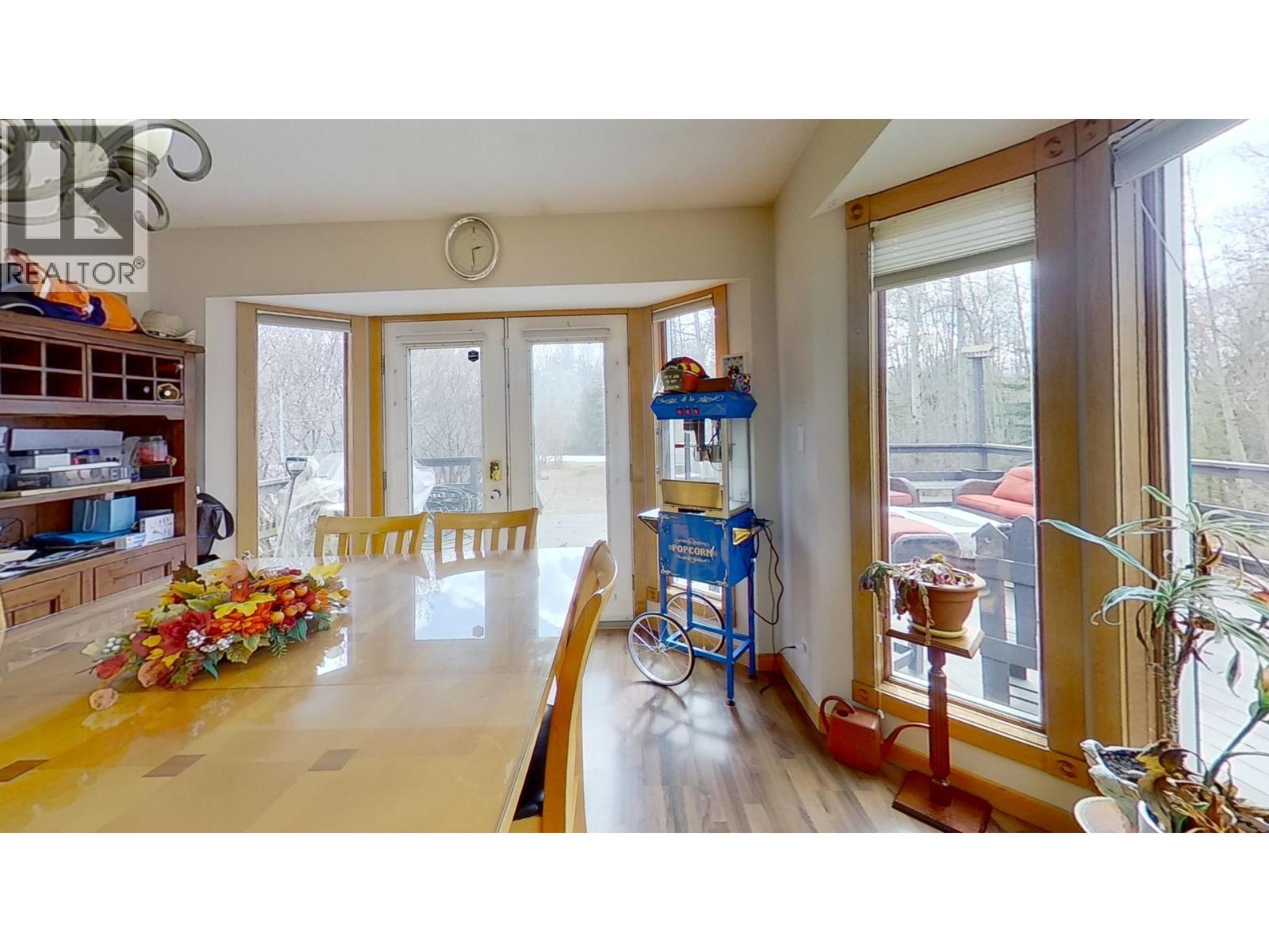 13514 Robin Road, Charlie Lake, British Columbia  V0C 1H0 - Photo 15 - R3118841