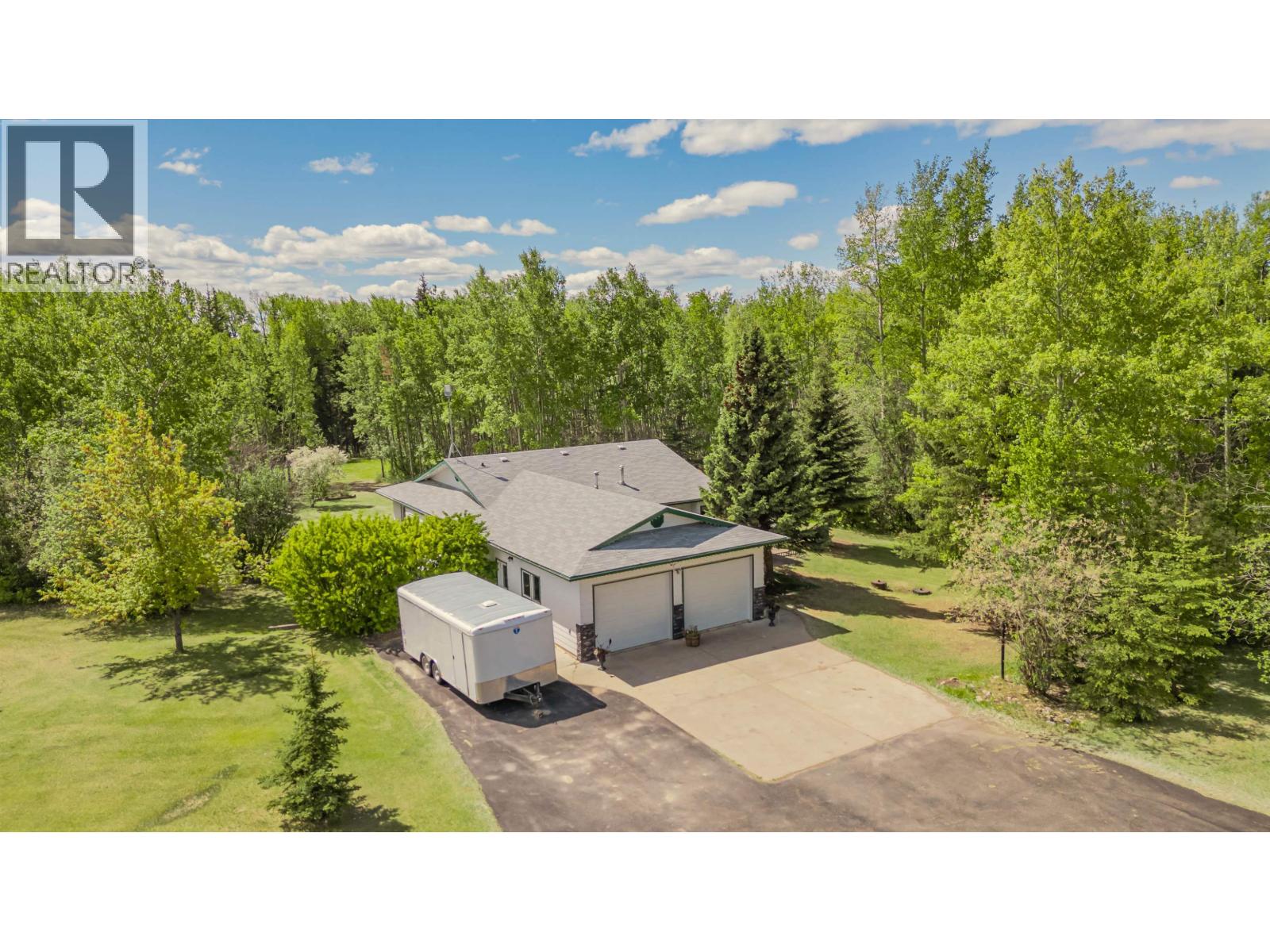 13514 Robin Road, Charlie Lake, British Columbia  V0C 1H0 - Photo 31 - R3118841