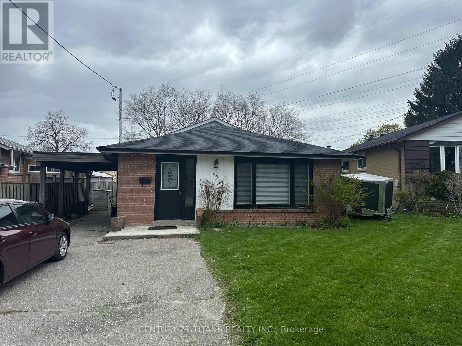 UPPER - 24 BAILEY CRESCENT, Toronto, Ontario