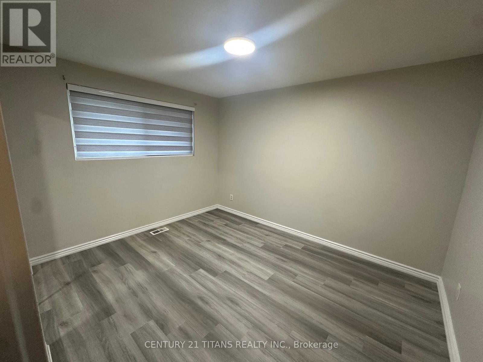 Upper - 24 Bailey Crescent, Toronto, Ontario  M1G 2P3 - Photo 10 - E13079004