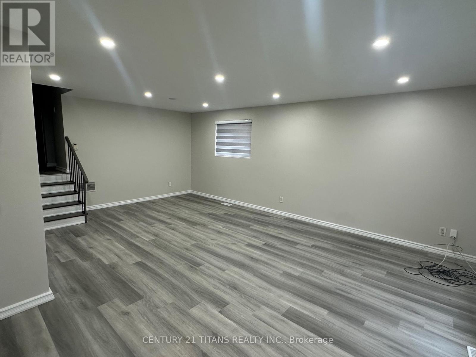 Upper - 24 Bailey Crescent, Toronto, Ontario  M1G 2P3 - Photo 2 - E13079004
