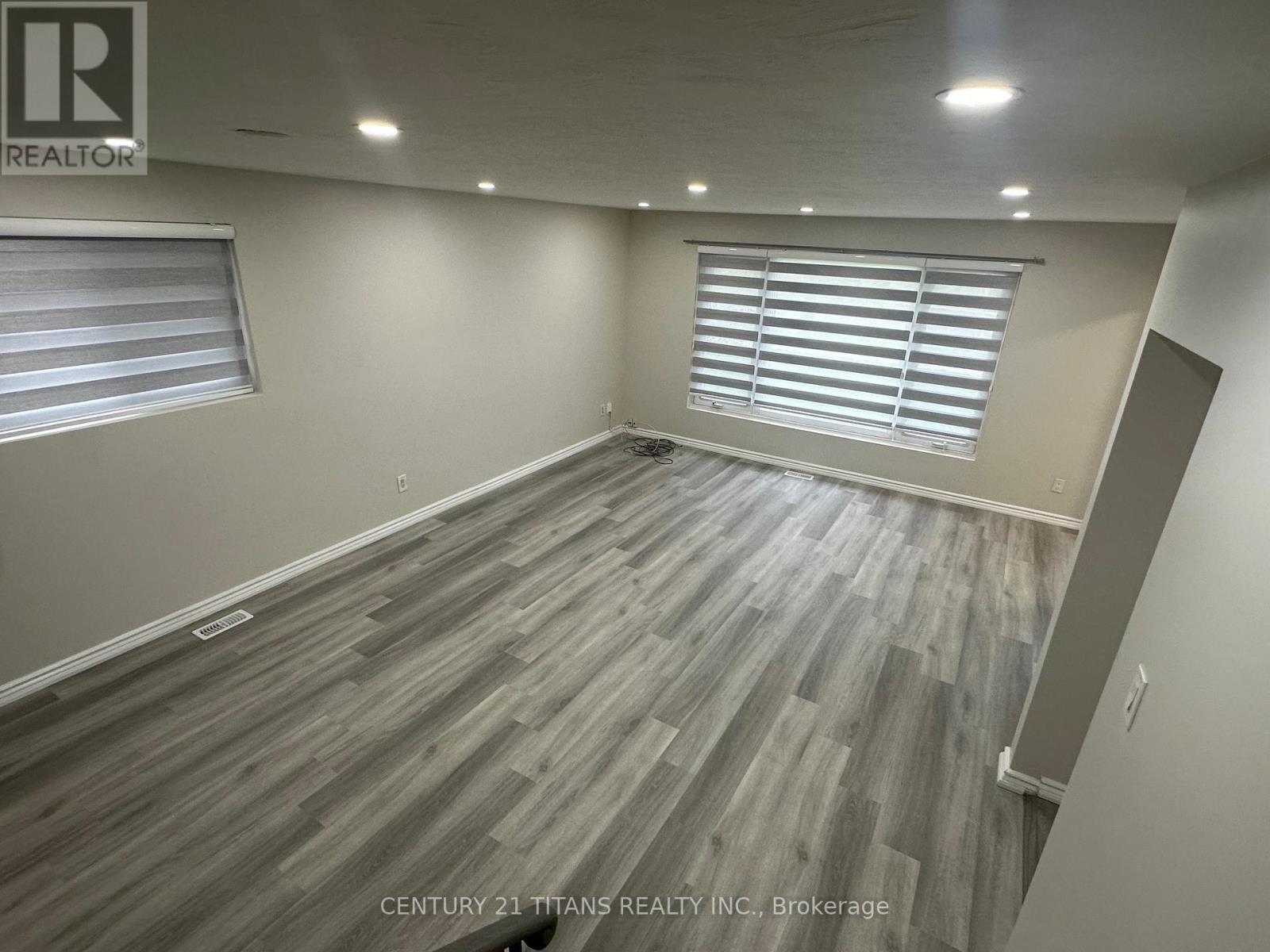 Upper - 24 Bailey Crescent, Toronto, Ontario  M1G 2P3 - Photo 4 - E13079004