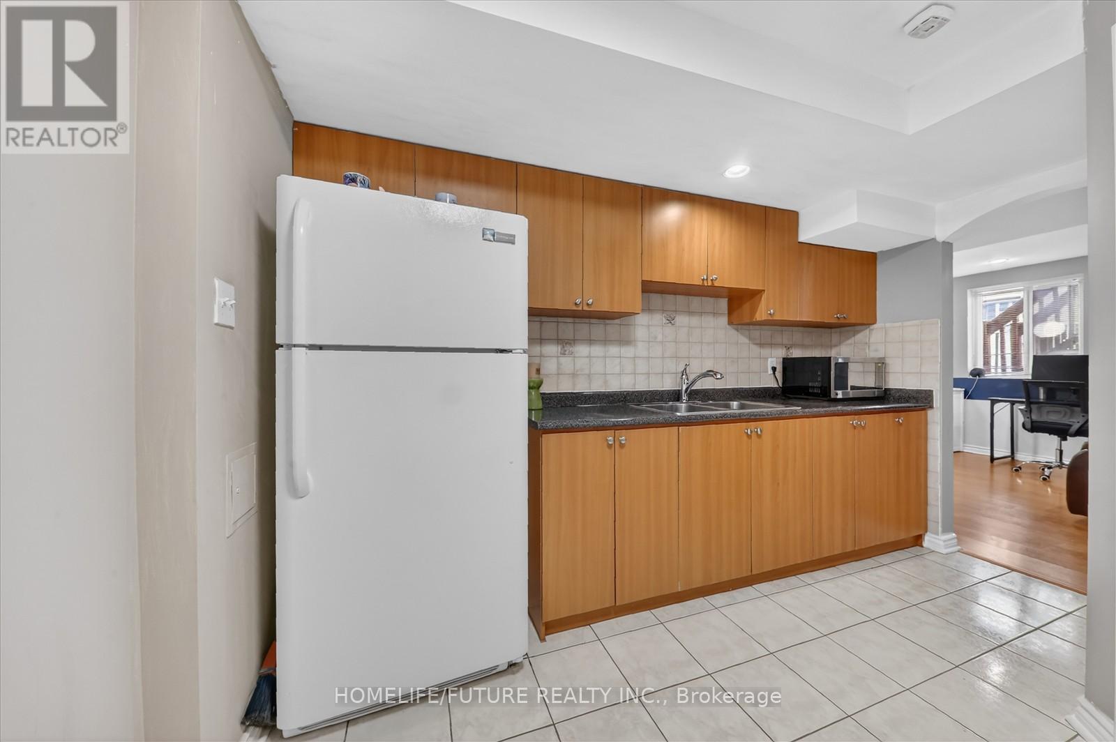 24 Turtledove Grove, Toronto, Ontario  M1X 2B3 - Photo 37 - E13079070