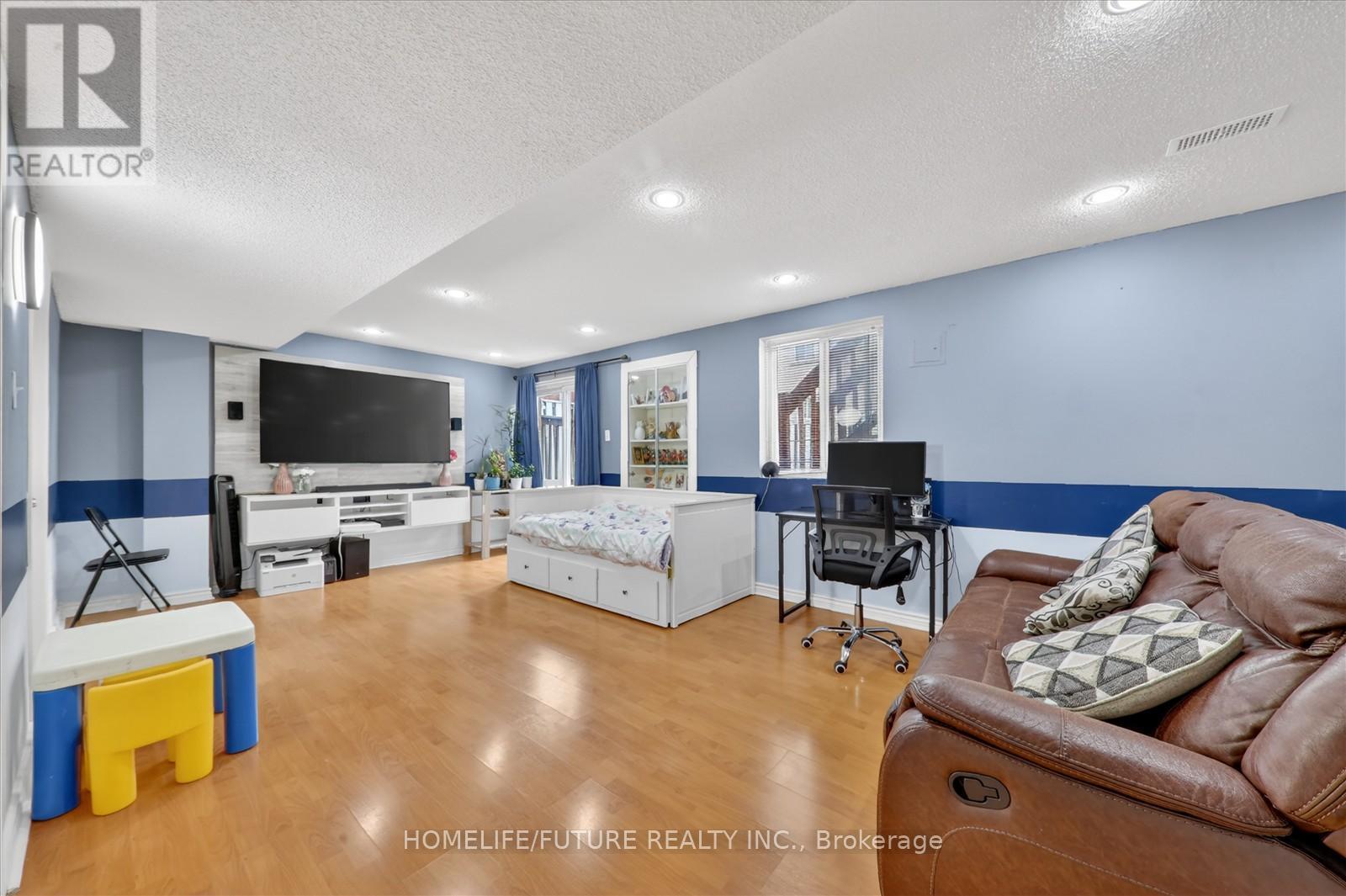 24 Turtledove Grove, Toronto, Ontario  M1X 2B3 - Photo 38 - E13079070