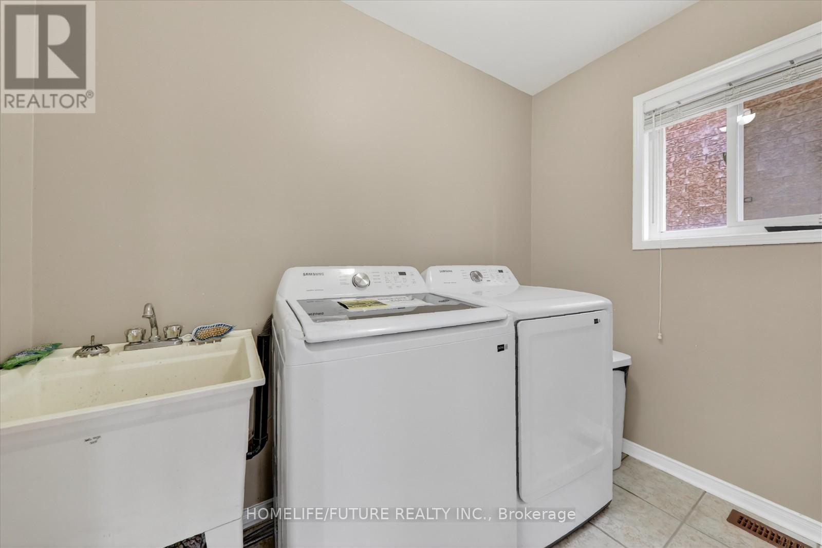 24 Turtledove Grove, Toronto, Ontario  M1X 2B3 - Photo 45 - E13079070