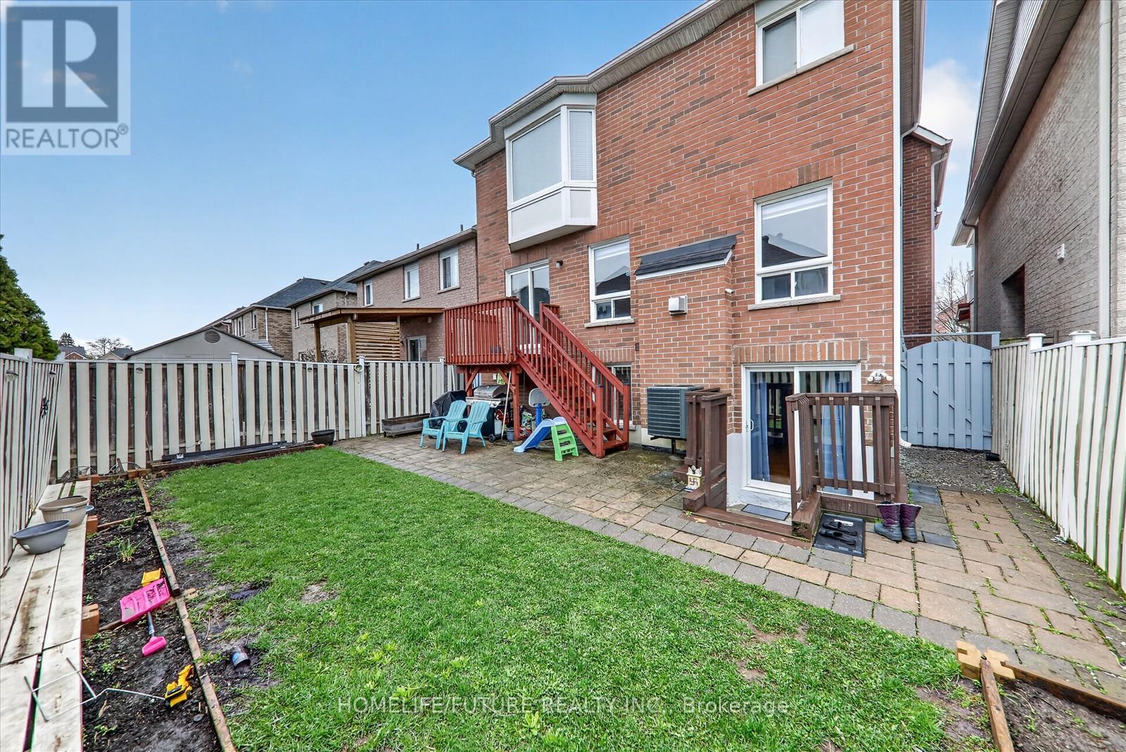 24 Turtledove Grove, Toronto, Ontario  M1X 2B3 - Photo 46 - E13079070