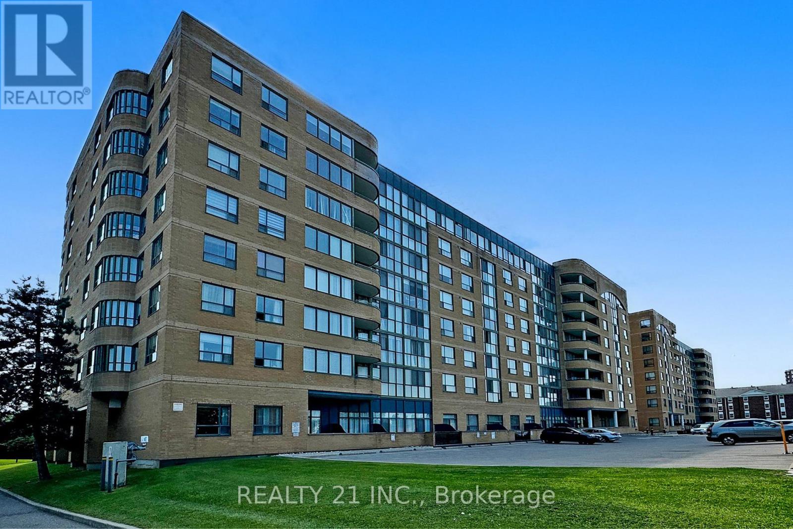 607 - 1665 Pickering Parkway, Pickering, Ontario  L1V 6L4 - Photo 2 - E13079240