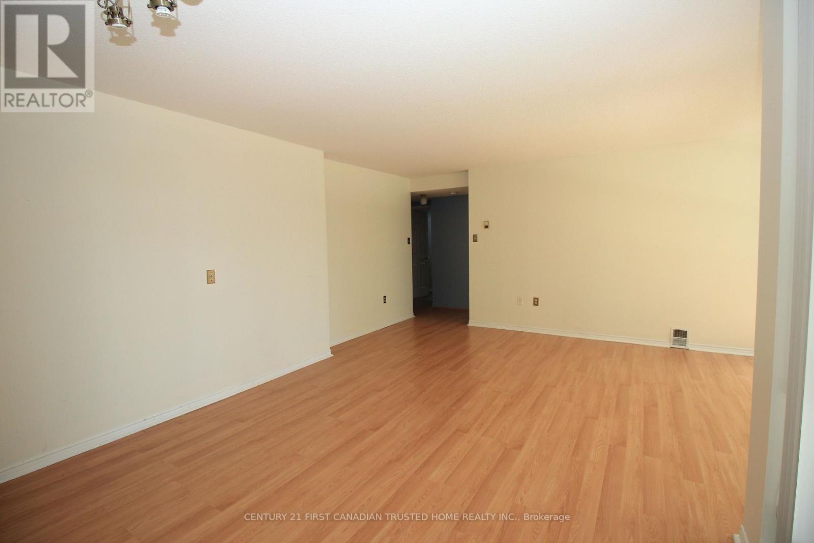 305 - 155 Kent Street, London East, Ontario  N6A 5N7 - Photo 15 - X12928766