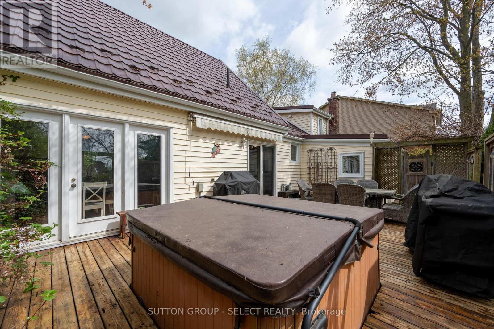 1129 Sunningdale Road E, London North, Ontario  N5X 4B1 - Photo 25 - X13078658
