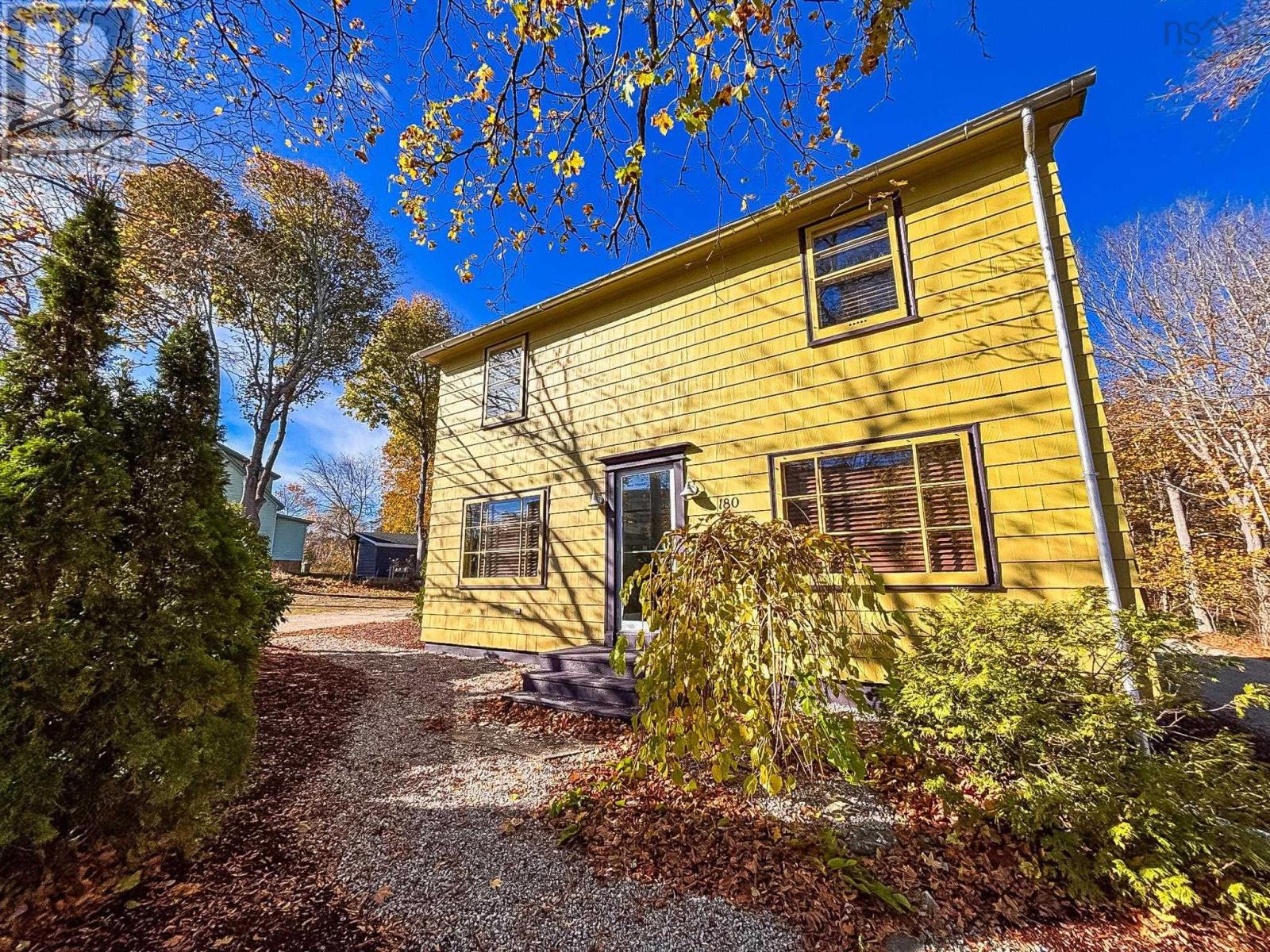 180 Dufferin Street, Bridgewater, Nova Scotia  B4V 2G7 - Photo 26 - 202527381
