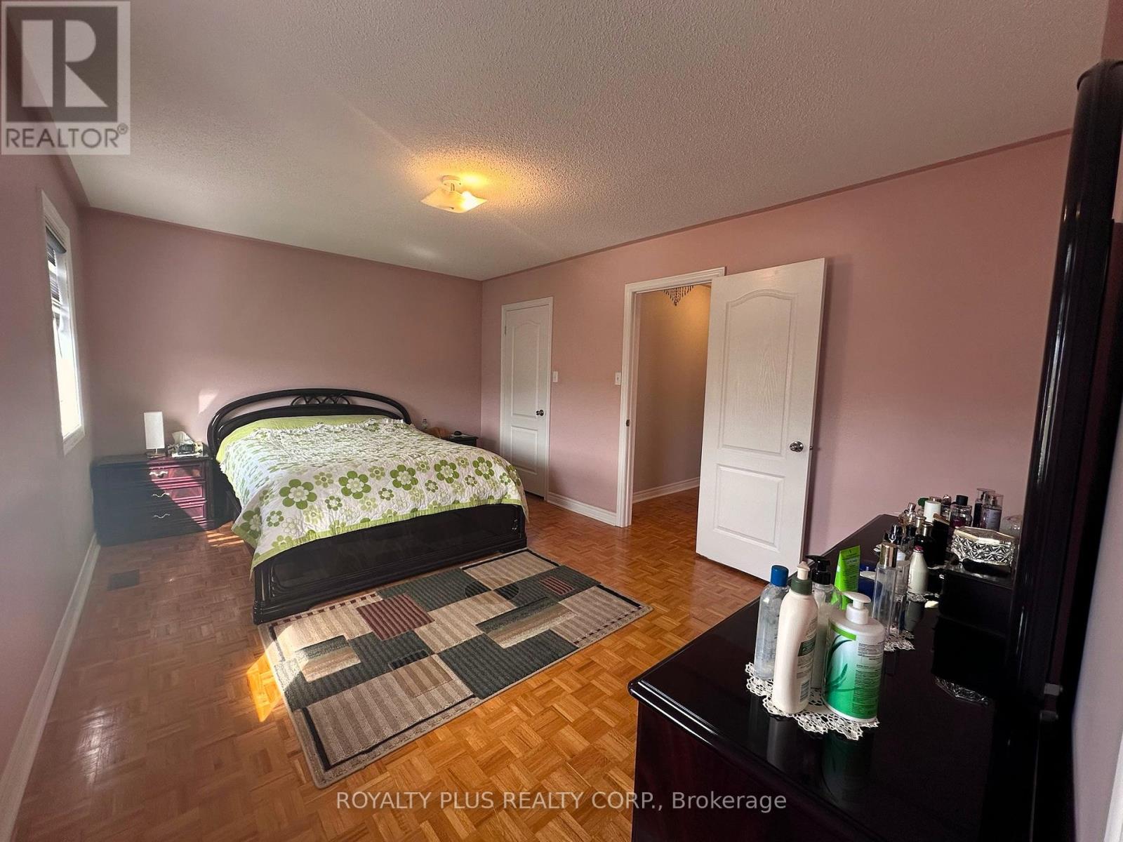 156 Villandry Crescent, Vaughan, Ontario  L6A 2P9 - Photo 10 - N13079050