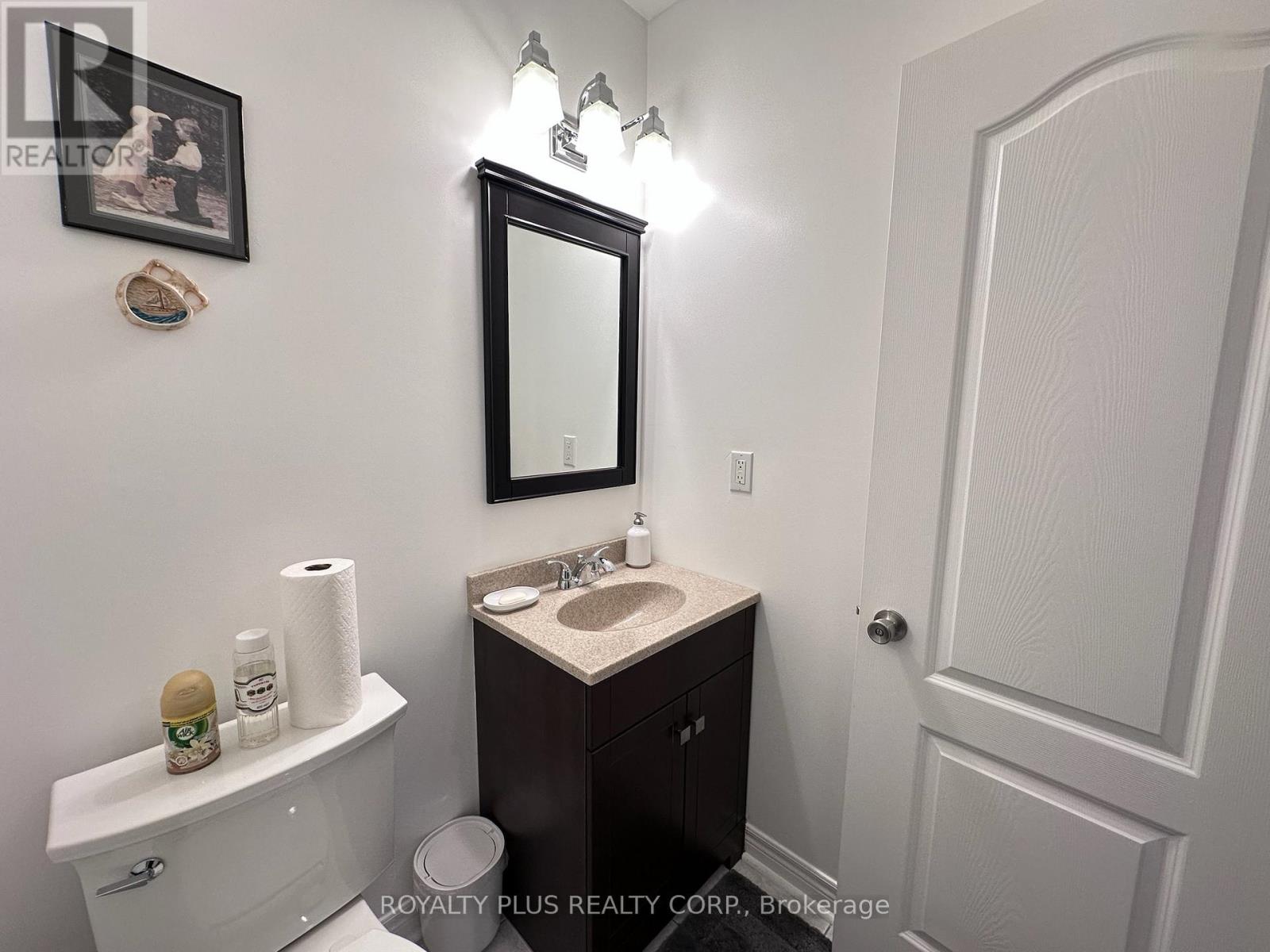 156 Villandry Crescent, Vaughan, Ontario  L6A 2P9 - Photo 11 - N13079050