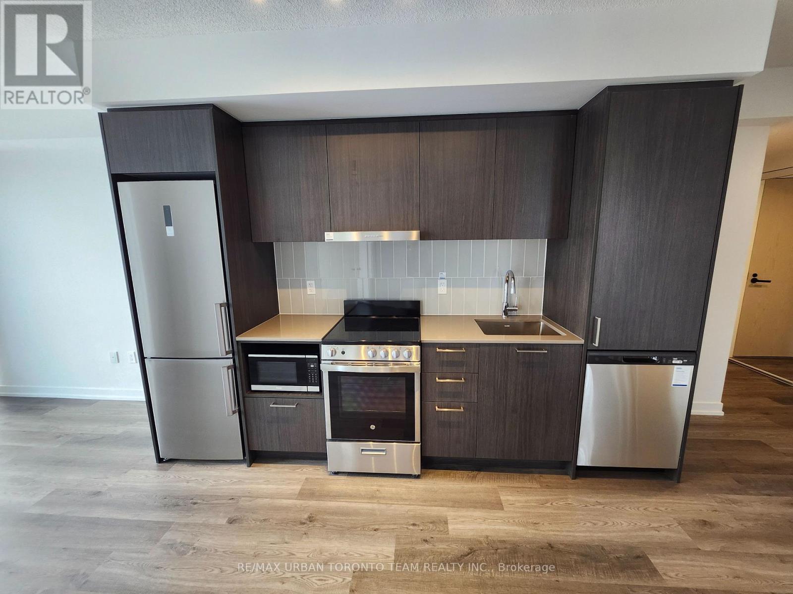 3003 - 195 Commerce Street, Vaughan, Ontario  L4K 0P9 - Photo 6 - N13079198