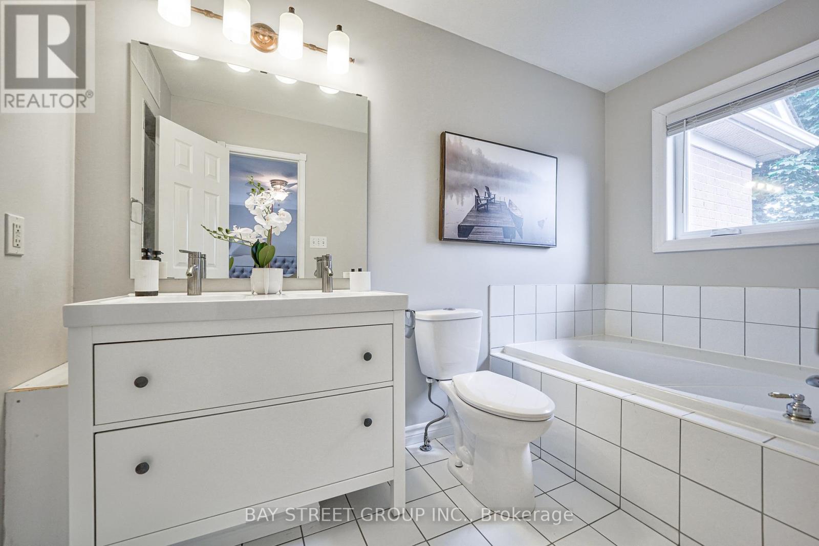 27 Dancers Drive, Markham, Ontario  L6C 2C4 - Photo 21 - N13079320