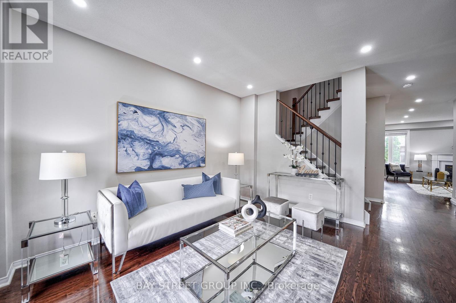 27 Dancers Drive, Markham, Ontario  L6C 2C4 - Photo 6 - N13079320