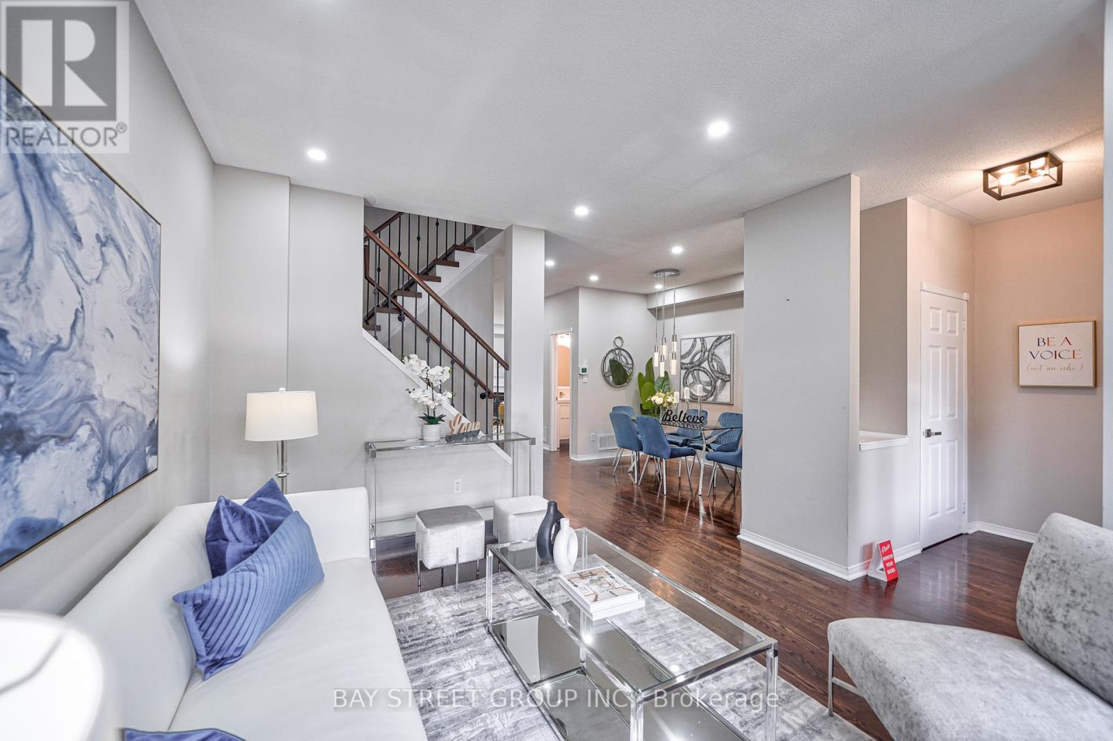 27 Dancers Drive, Markham, Ontario  L6C 2C4 - Photo 7 - N13079320