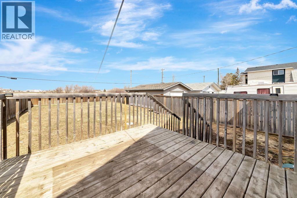 5106 57 Street, Lloydminster, Alberta  T9V 0M9 - Photo 35 - A2307665