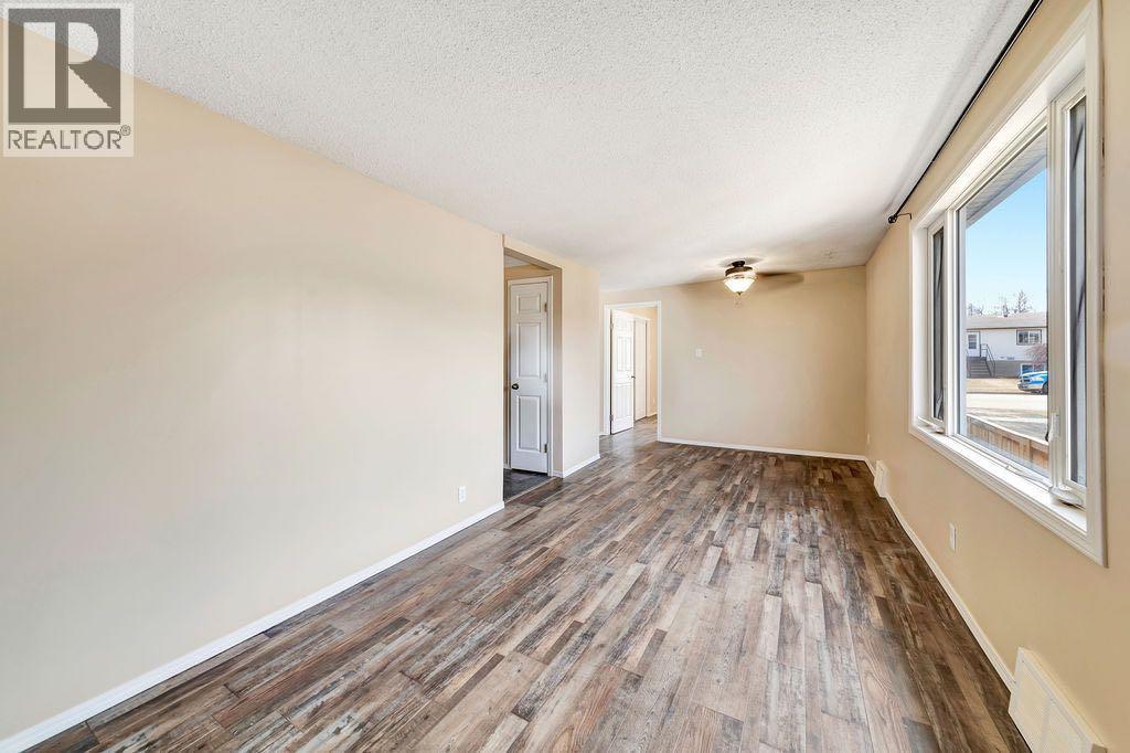 5106 57 Street, Lloydminster, Alberta  T9V 0M9 - Photo 9 - A2307665