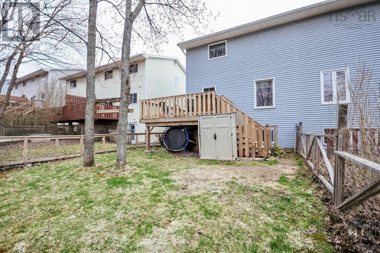 24 Oakwood Court, Dartmouth, Nova Scotia  B2W 5P8 - Photo 32 - 202609531