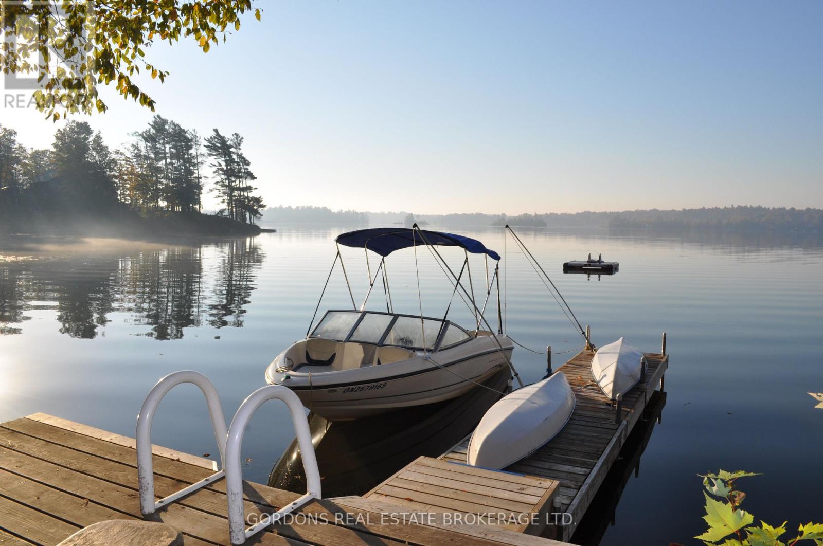 4820 HUNTBACH LANE, Frontenac, Ontario