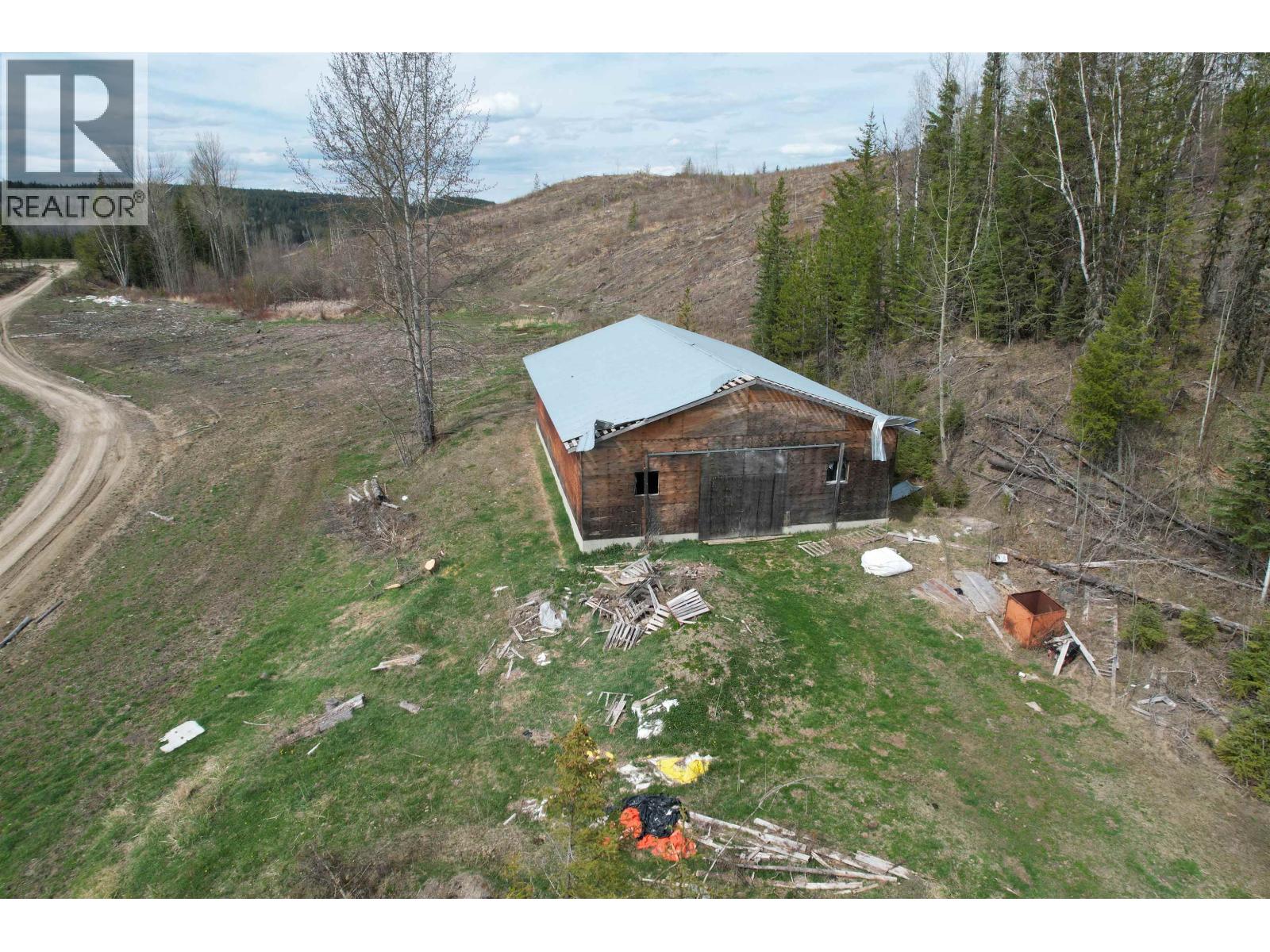 5951 Clouston Road, Quesnel, British Columbia  V2J 6X9 - Photo 6 - R3096980