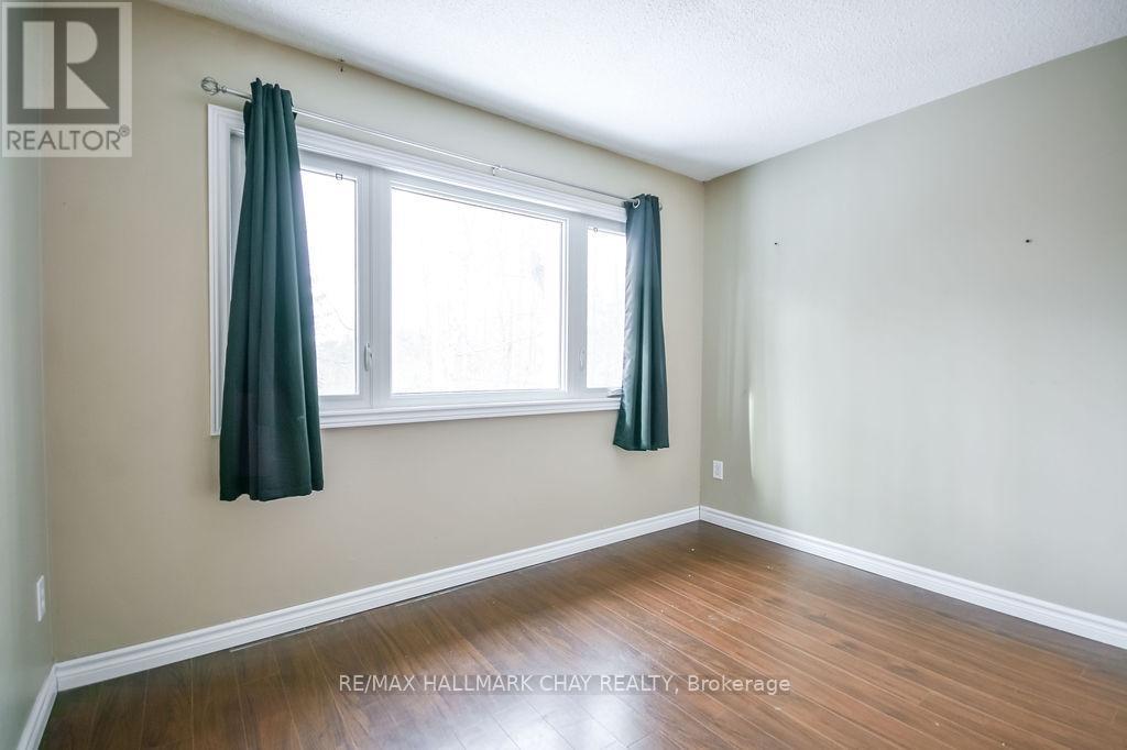 1 Pine Spring Road, Oro-Medonte (Horseshoe Valley), Ontario  L4M 4Y8 - Photo 19 - S13079088