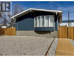327 11 Street, Fort Macleod, Alberta