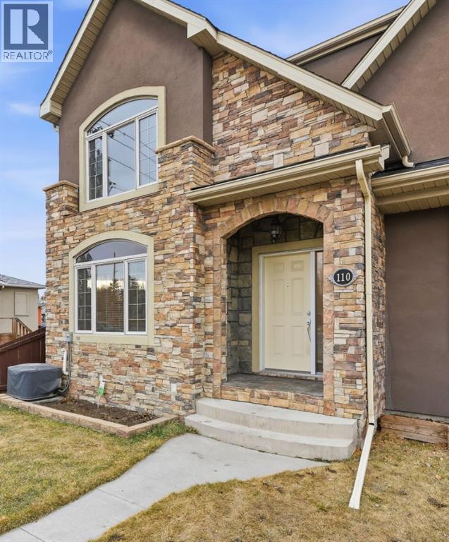 110 26 Avenue NE, Calgary, Alberta  T2E 1Y7 - Photo 2 - A2284207