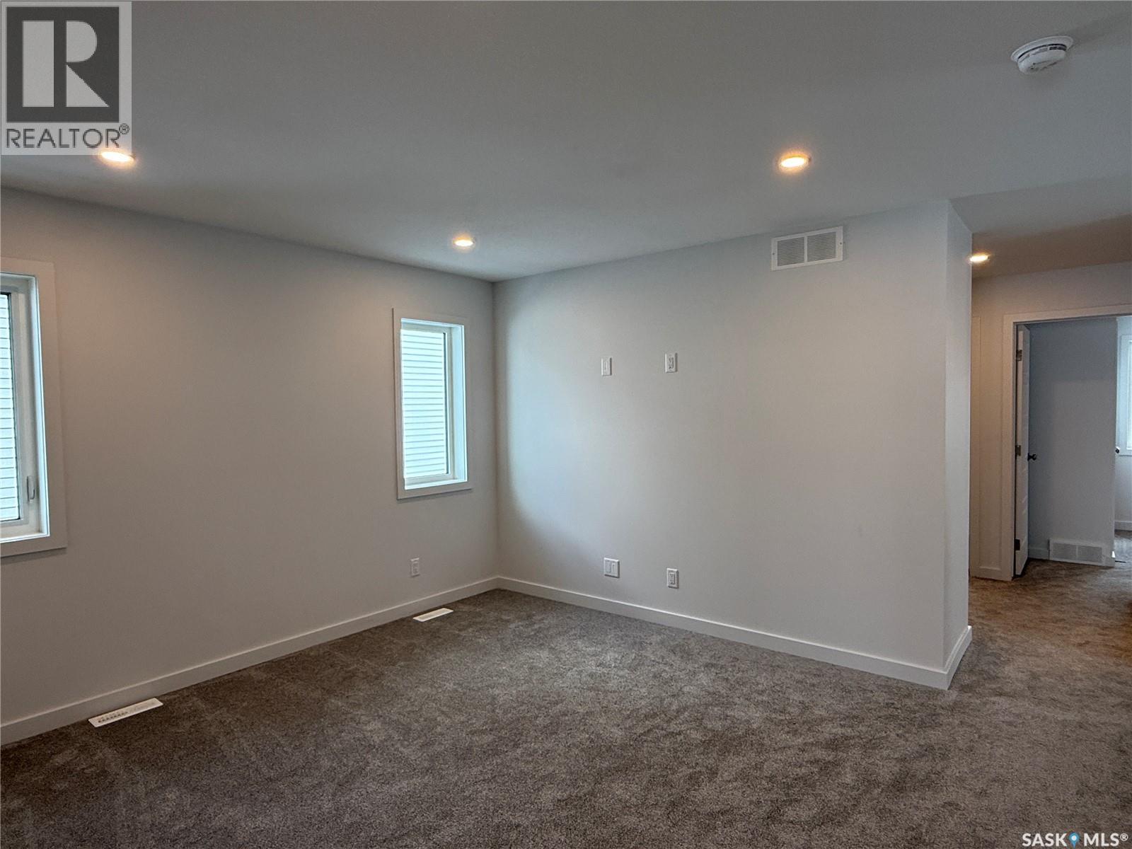 919 Traeger Manor, Saskatoon, Saskatchewan  S7V 1V8 - Photo 7 - SK023714