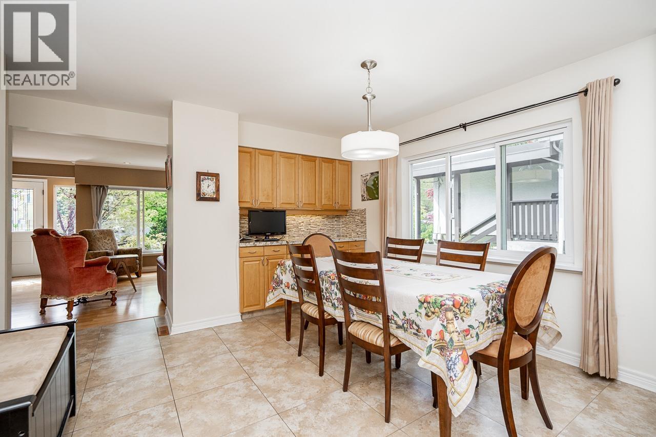 4360 Cliffmont Road, North Vancouver, British Columbia  V7G 1J5 - Photo 9 - R3118231