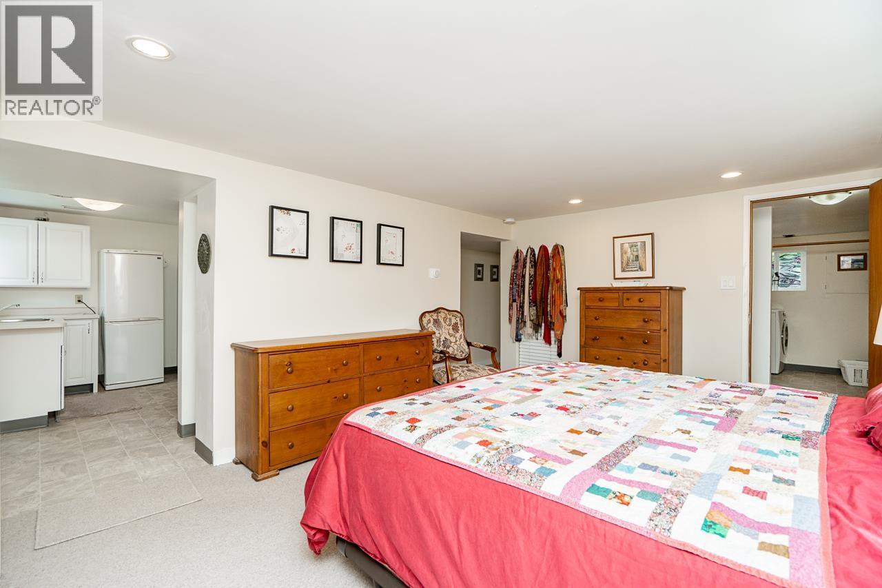 4360 Cliffmont Road, North Vancouver, British Columbia  V7G 1J5 - Photo 21 - R3118231