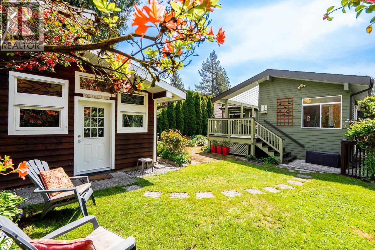 4360 Cliffmont Road, North Vancouver, British Columbia  V7G 1J5 - Photo 32 - R3118231