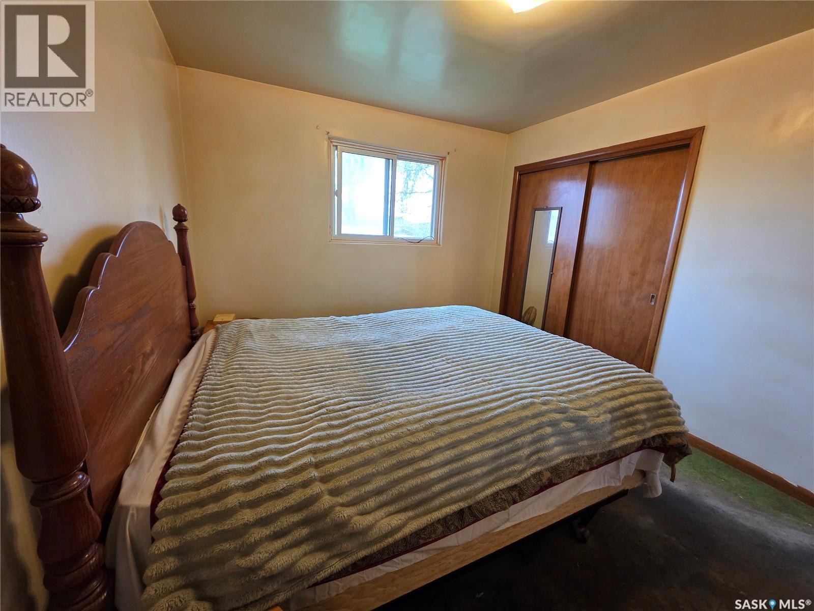 1422 Crawford Avenue, Swift Current, Saskatchewan  S9H 1E9 - Photo 11 - SK034722