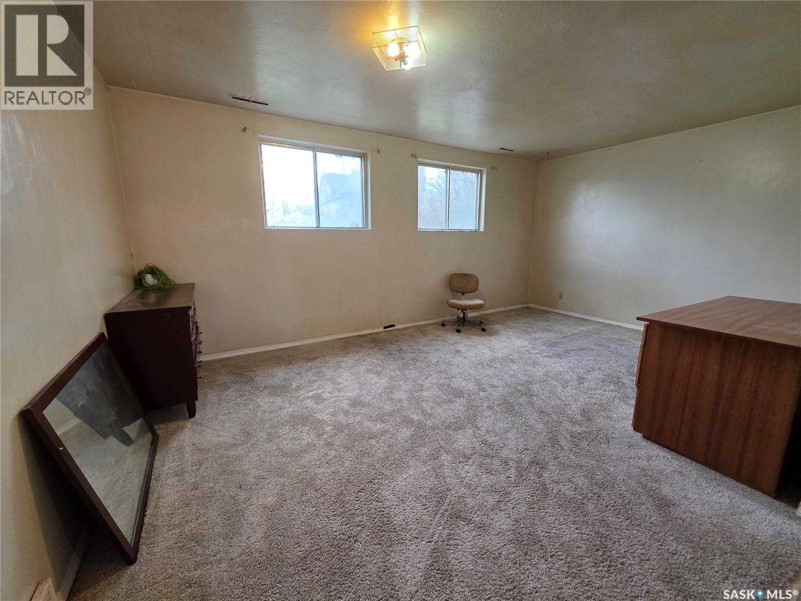 1422 Crawford Avenue, Swift Current, Saskatchewan  S9H 1E9 - Photo 17 - SK034722