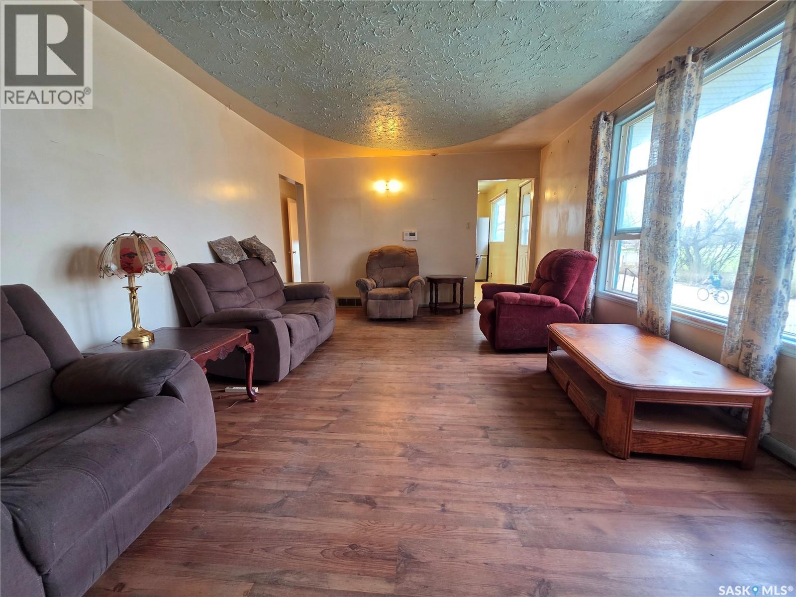 1422 Crawford Avenue, Swift Current, Saskatchewan  S9H 1E9 - Photo 6 - SK034722