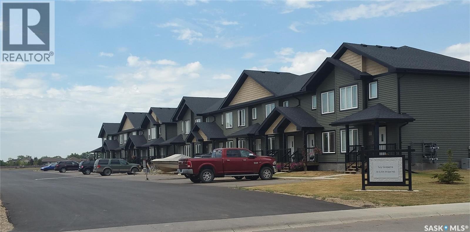 5 815 5th STREET NE, Weyburn, Saskatchewan